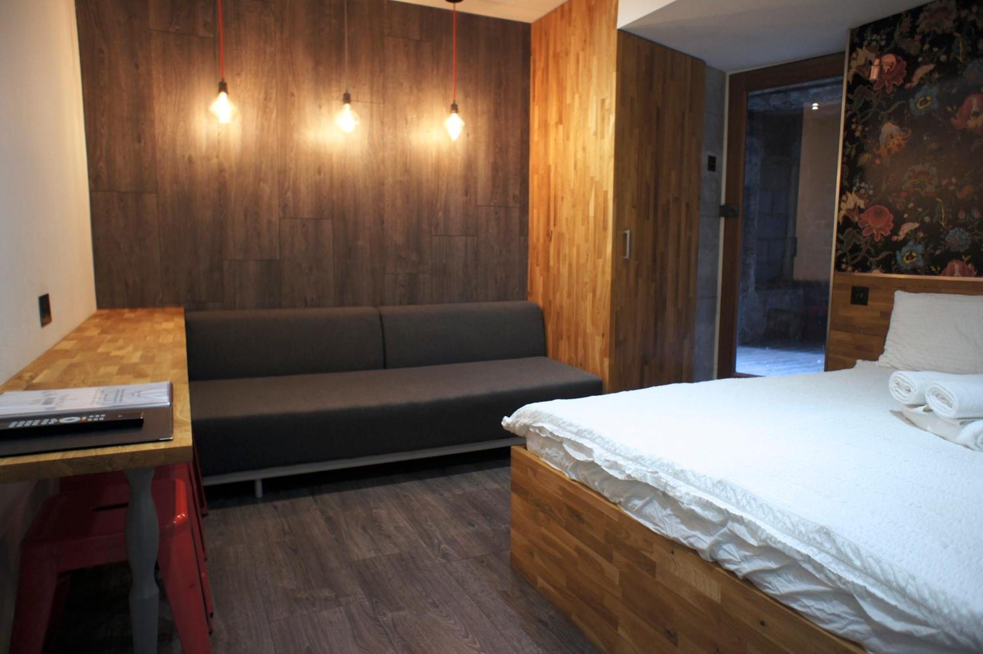 Brick Lane Apartment
